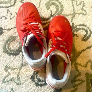 On cloud orange and white🧡🤍